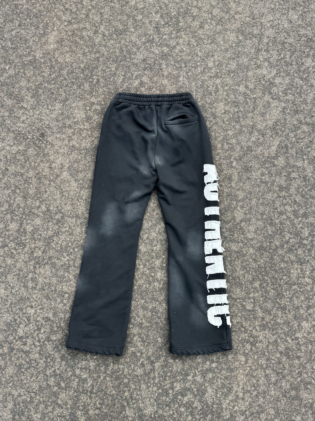 "RE4L/AUTHENTIC" Sweats